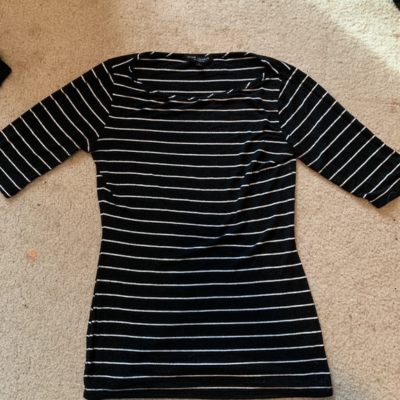 Top - Picture 1 of 2